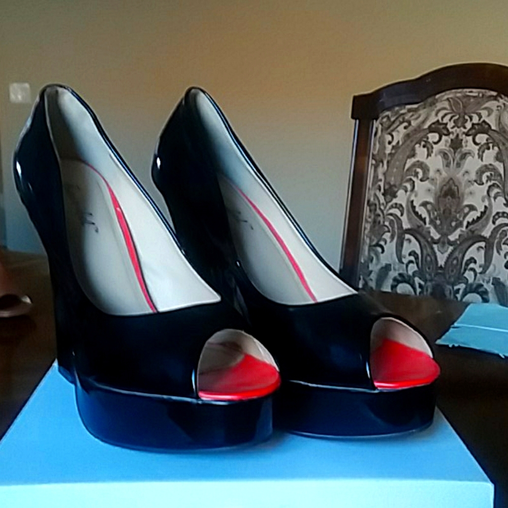 Bomnilel black pumps with red inside. Worn twice